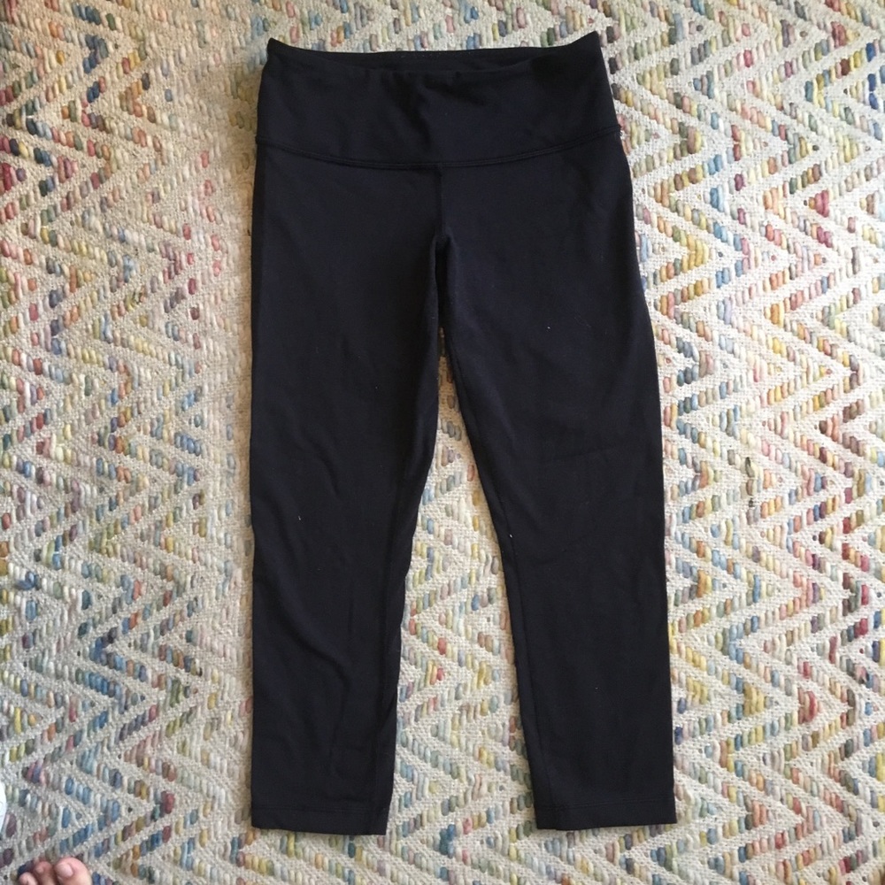 LULULEMON black wunder under crops